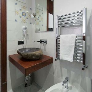 Habitación Económica con 2 Camas Individuales